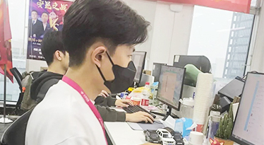 泯樂：時刻保持熱愛，敢做自己的英雄