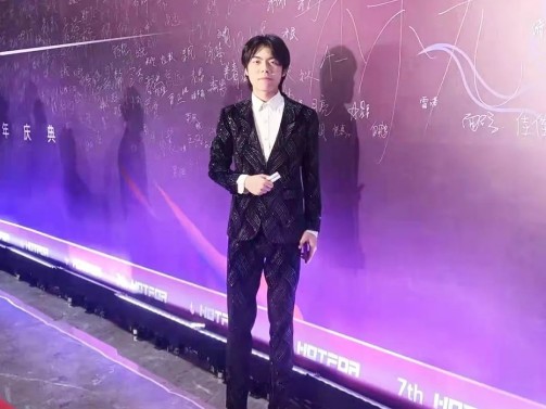 云渡：持續“乘風破浪”，用時間淬煉鐵軍之心